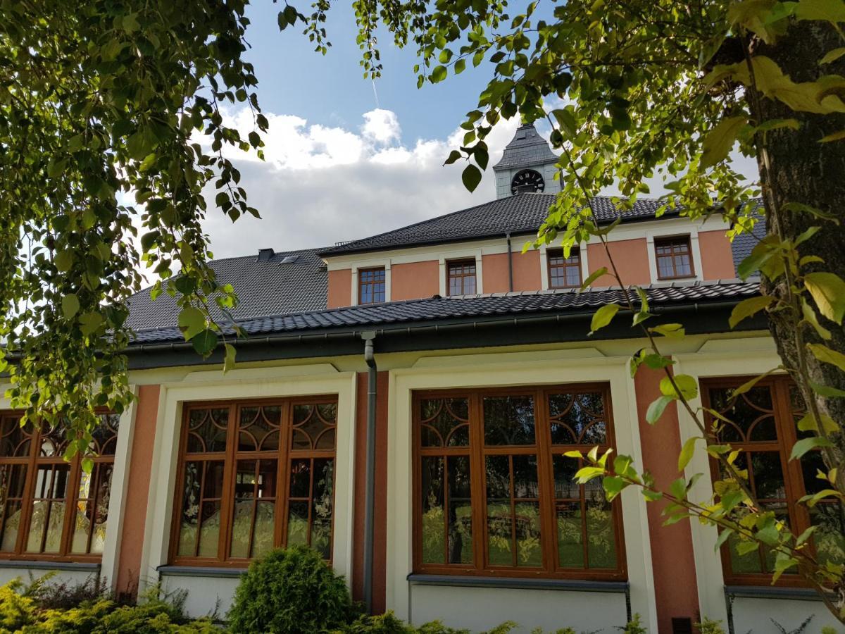 Rezydencja Pod Zegarem Trzebinia  Exteriör bild